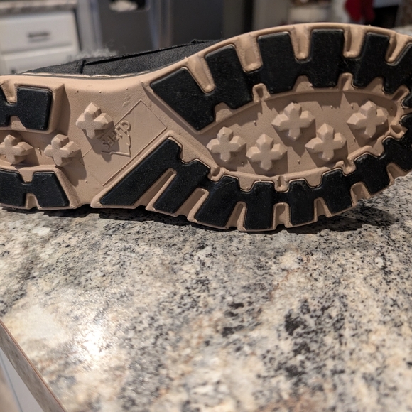 NWOT Cliffs by White Mountain - Picture 4 of 5